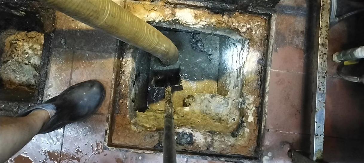 新村镇化油池清理-污水池清掏